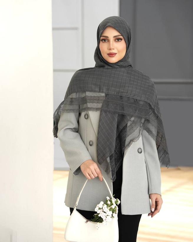 روسری نخی دور گیپور دانتل قواره ۱۴۰