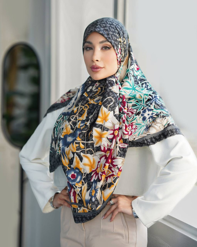 روسری ابریشم تویبل کجراه قواره ۱۳۵