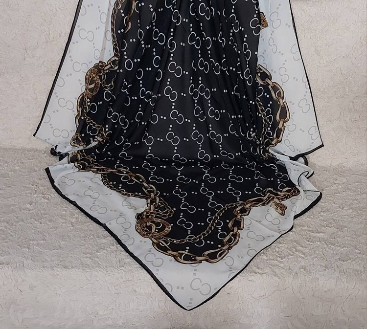 روسری زنانه حریر کرپ دور دست دوز