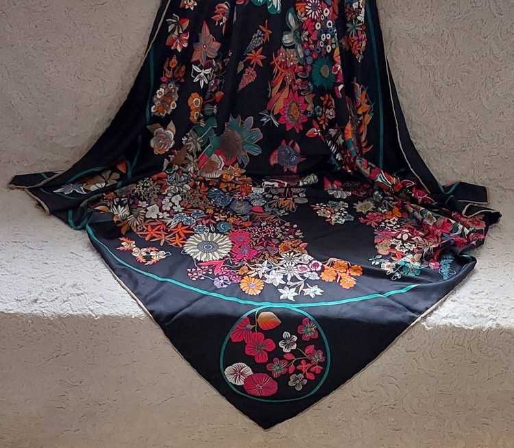 خرید آنلاین روسری ابریشم توییل