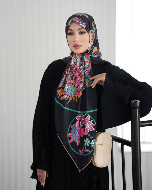 روسری زنانه ابریشم توییل قواره ۱۴۰