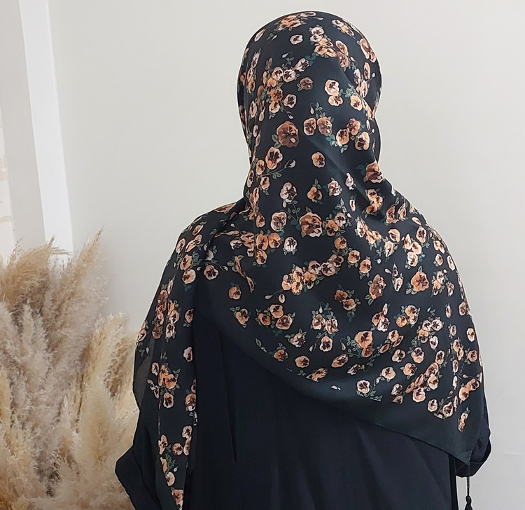 روسری سوپرنخ گلدار