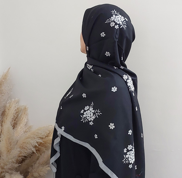 خرید آنلاین روسری نخی