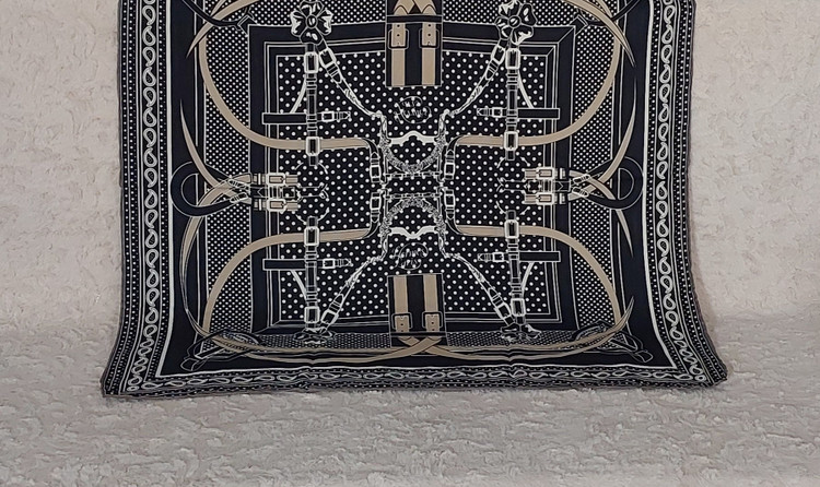 خرید آنلاین روسری ابریشم توییل