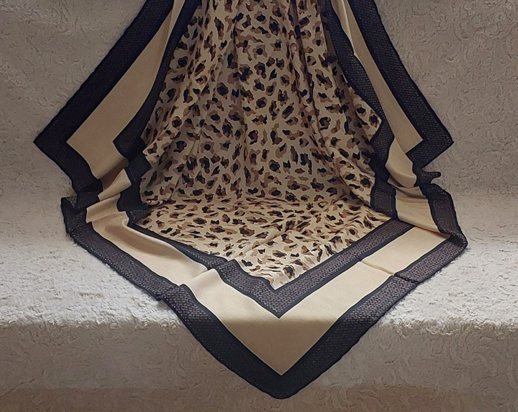 خرید روسری پاییزه قواره ۱۳۵