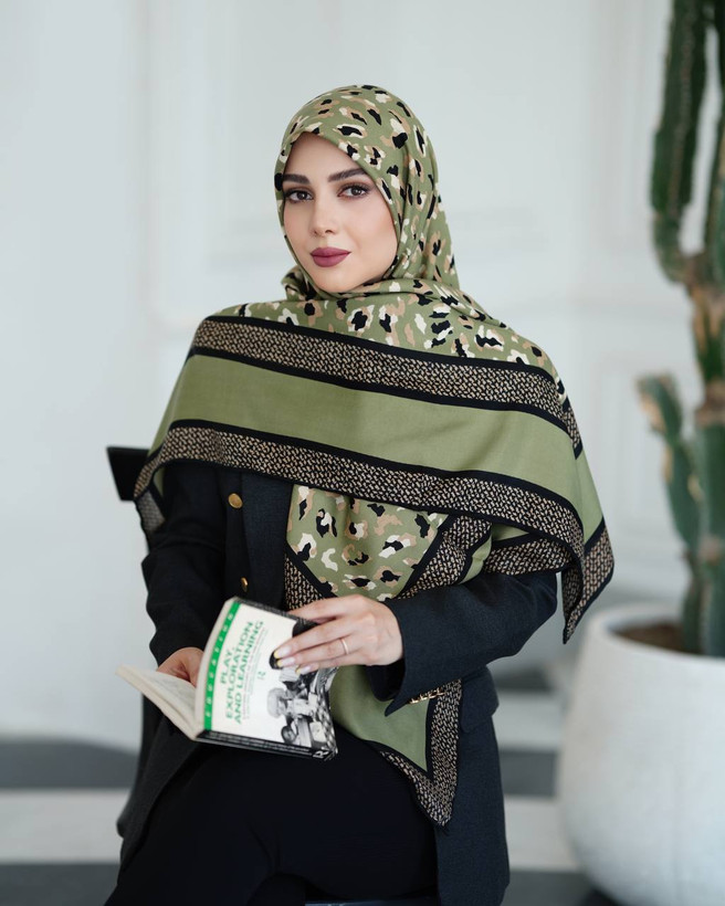 روسری زنانه نخ کشمیر پاییزه قواره ۱۳۵