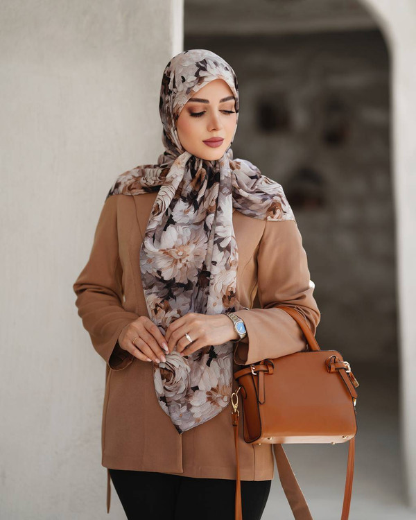 روسری زنانه نخ گارزا ریچ قواره ۱۴۰