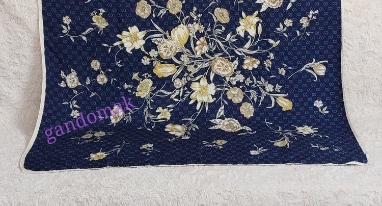 روسری زنانه