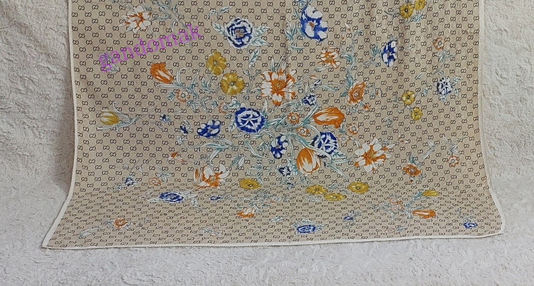 خرید آنلاین روسری پلیسه