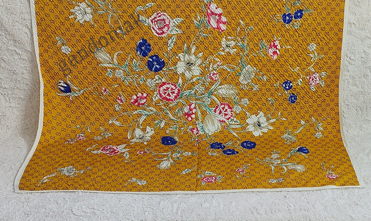 خرید آنلاین روسری زیبا