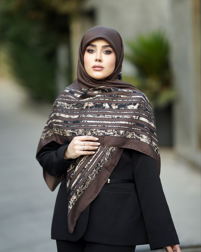 روسری زناته نخی سیااسکارف چهارفصل قواره ۱۴۰