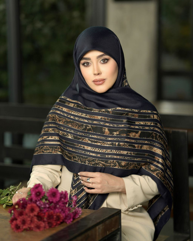 روسری زناته نخی سیااسکارف چهارفصل قواره ۱۴۰