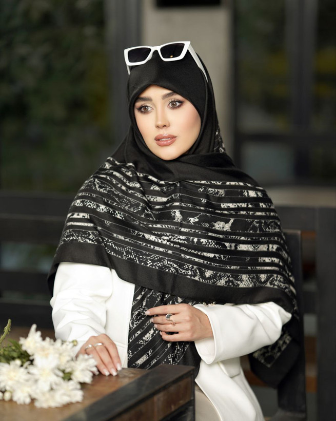 روسری زناته نخی سیااسکارف چهارفصل قواره ۱۴۰