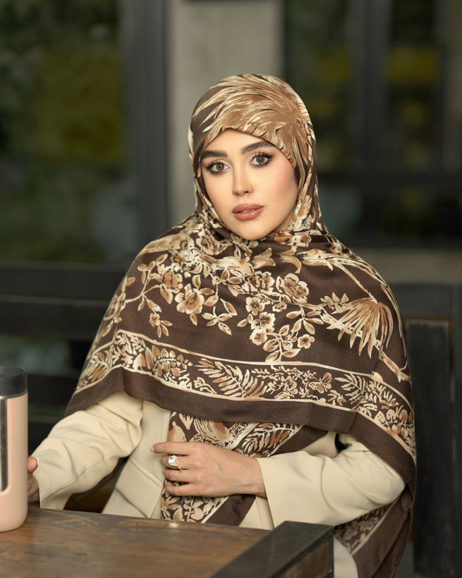 روسری زنانه نخی سیااسکارف چهارفصل قواره ۱۴۰
