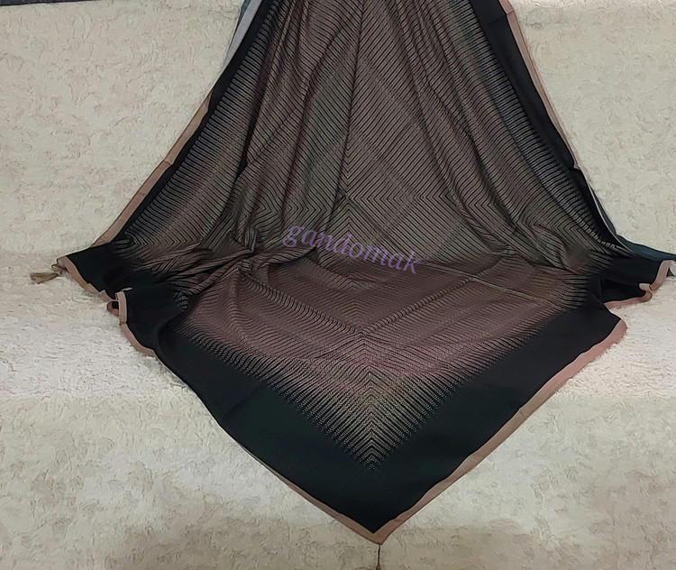 خرید آنلاین روسری سوپرنه منگوله دار