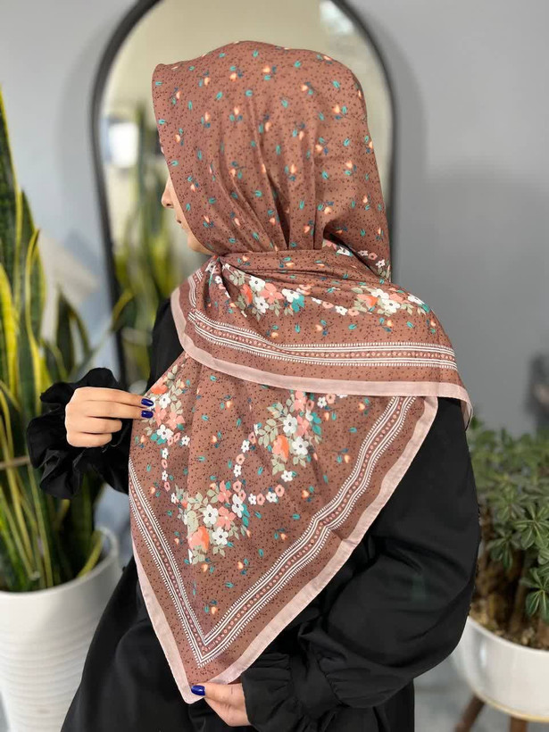 روسری سوپرنخ میس رز قواره ۱۴۰