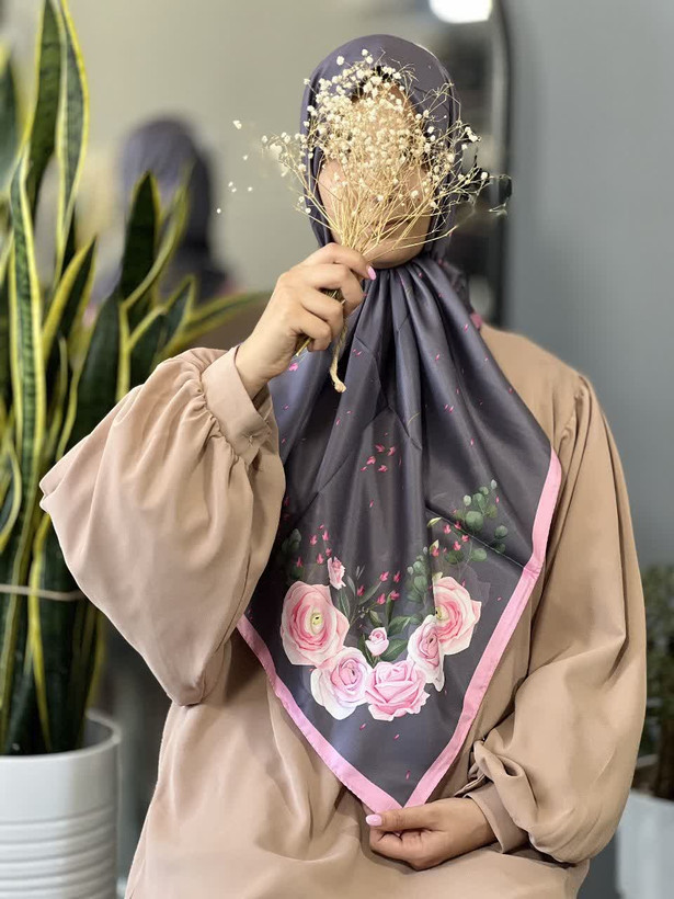 روسری سوپرنخ میس رز قواره ۱۴۰