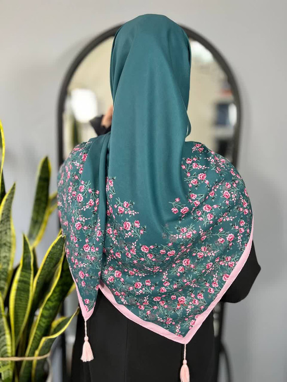 روسری کرپنخ گلدار