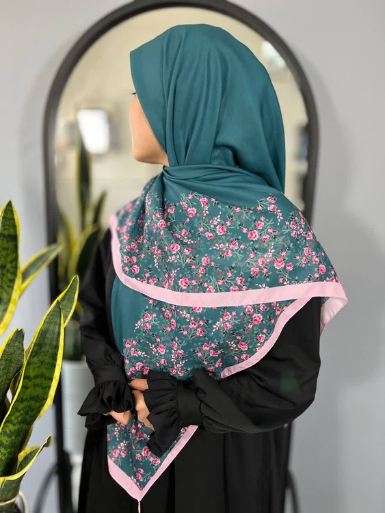 روسری کرپ نخ قواره ۱۴۰ رنگ سبز