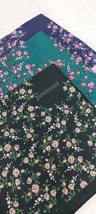 روسری کرپ نخ