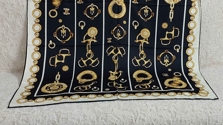 روسری ساتن ابریشم دوردوخت