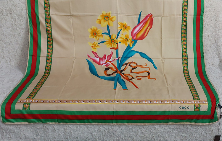 روسری ابریشم توییل کجراه
