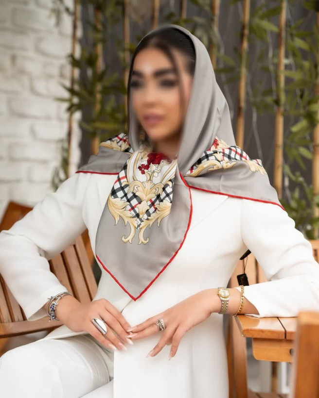 روسری زنانه ابریشم توییل کجراه قواره ۱۱۰