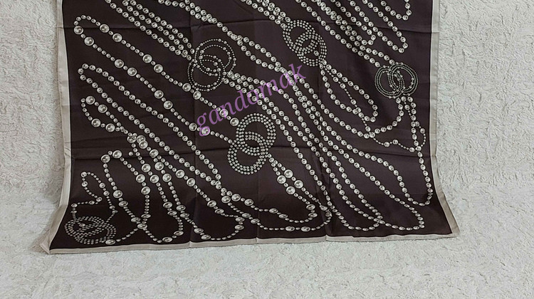 خرید روسری زنانه ابریشم توییل کجراه وارداتی۹۰