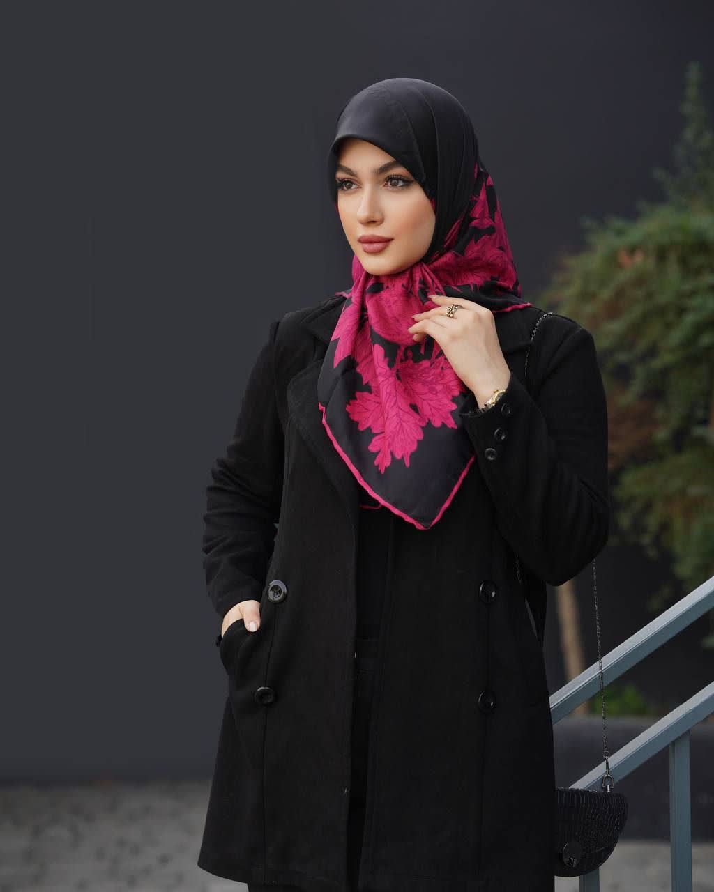 روسری زنانه ابریشم توییل قواره حدود ۱۰۰