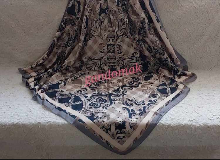 خرید آنلاین روسری نخی سیااسکارف