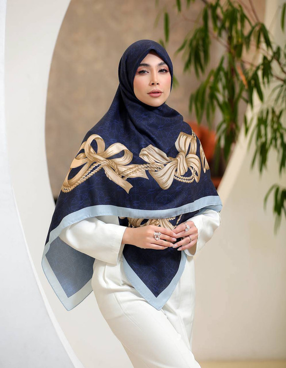 روسری زنانه نخی سیااسکارف قواره ۱۴۰