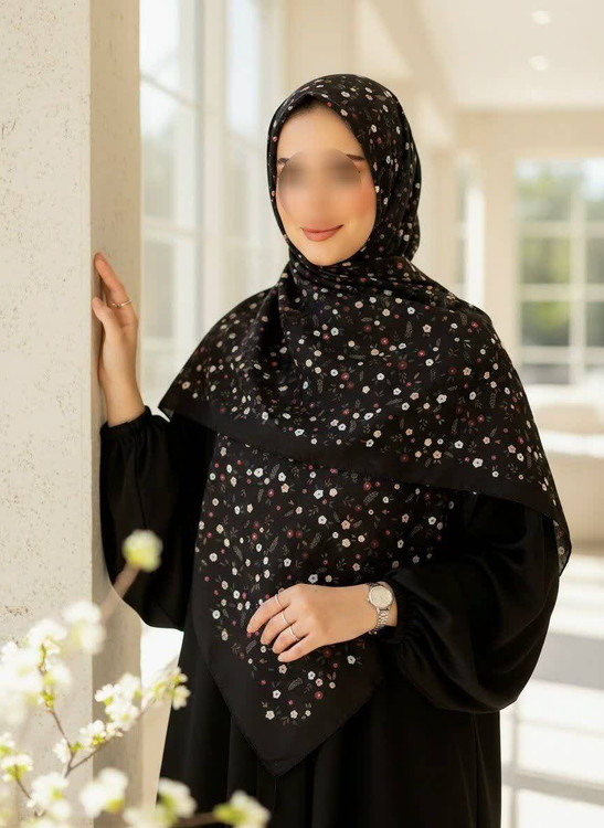 روسری زنانه سوپرنخ میس رز قواره ۱۴۰