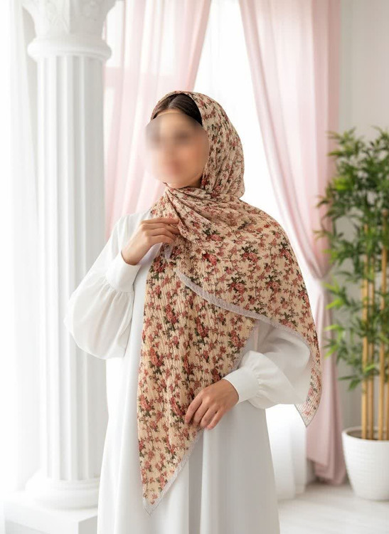 روسری زنانه نخی میس رز قواره ۱۴۰