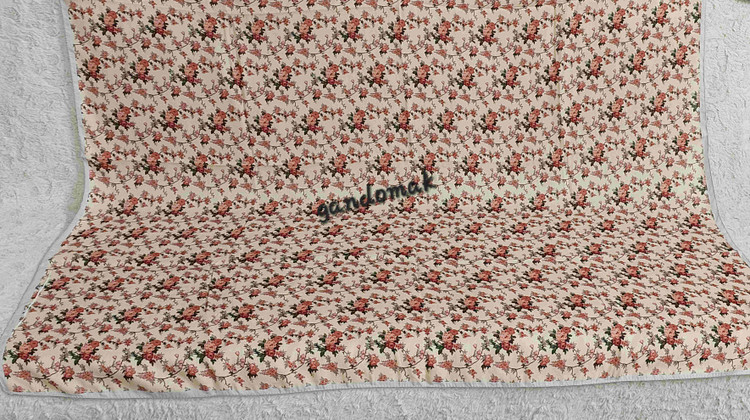 روسری نخی گلدار