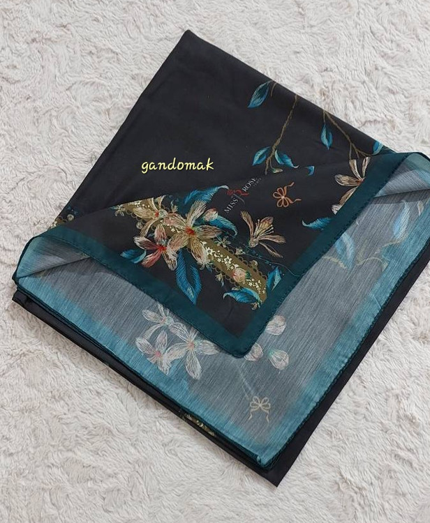 خرید آنلاین روسری میس رز