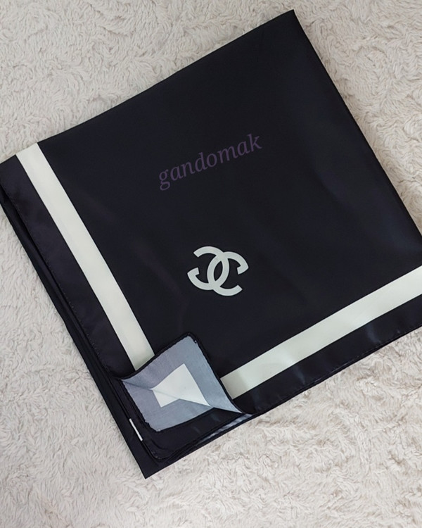 خرید آنلاین روسری مشکی ساتن