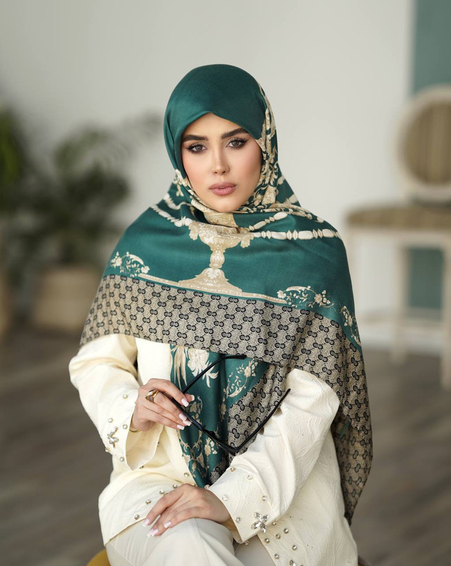 روسری زنانه نخی سیااسکارف قواره ۱۴۰