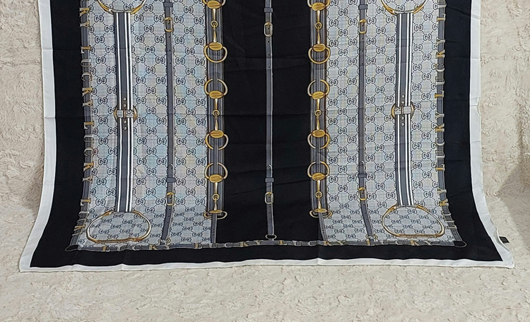 روسری زنانه ابریشم توییل وارداتی قواره ۹۰