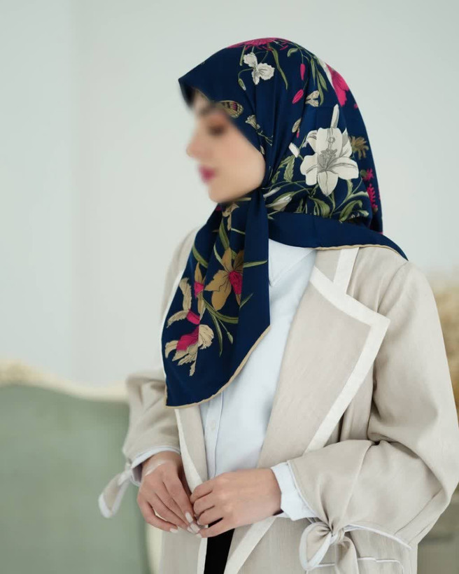 روسری زنانه ابریشم توییل قواره ۱۰۰