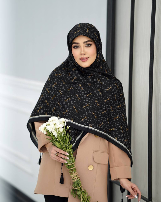روسری زنانه نخی سیااسکارف چهارفصل قواره ۱۴۰