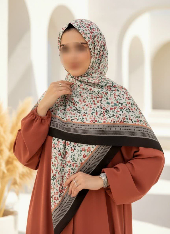 روسری زنانه نخی میس رز قواره ۱۴۰