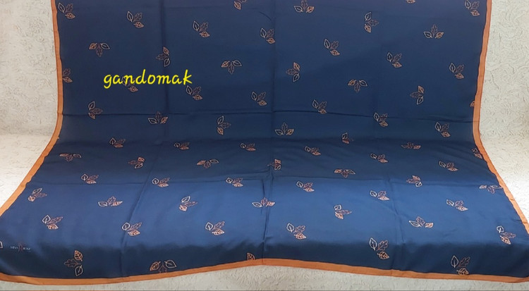 روسری زنانه سوپرنخ میس رز قواره ۱۴۰
