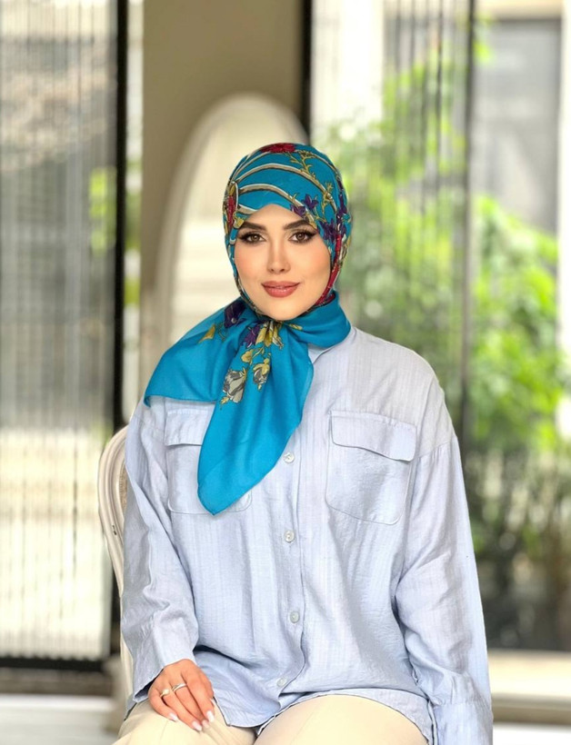 روسری زنانه حریر شیفون قواره ۹۰