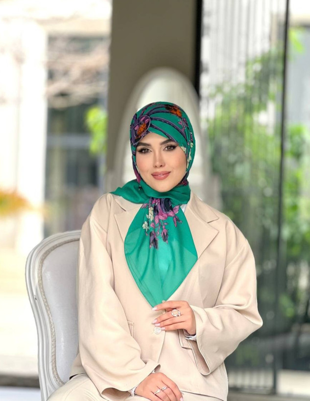 روسری زنانه حریر شیفون قواره ۹۰