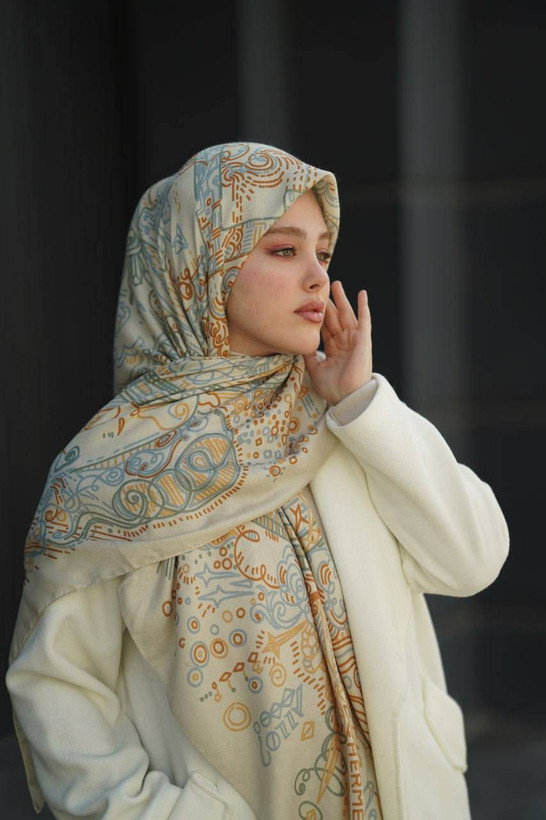 روسری زنانه نخی سیااسکارف چهارفصل قواره ۱۴۰