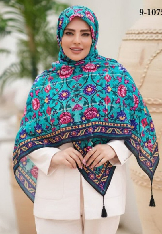 روسری زنانه کرپنخ میس رز قواره ۱۴۰