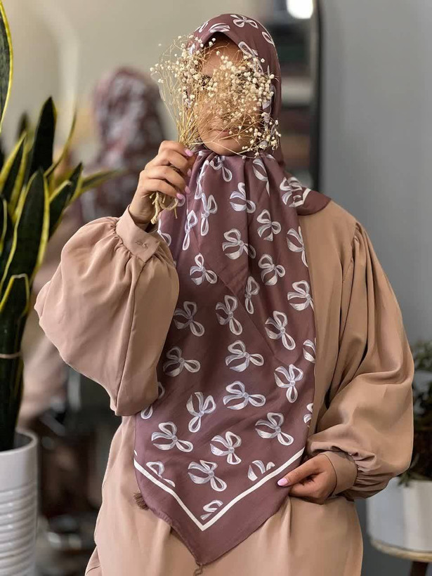 روسری سوپرنخ زنانه میس رز قواره ۱۲۰(مجموعه اقتصادی)