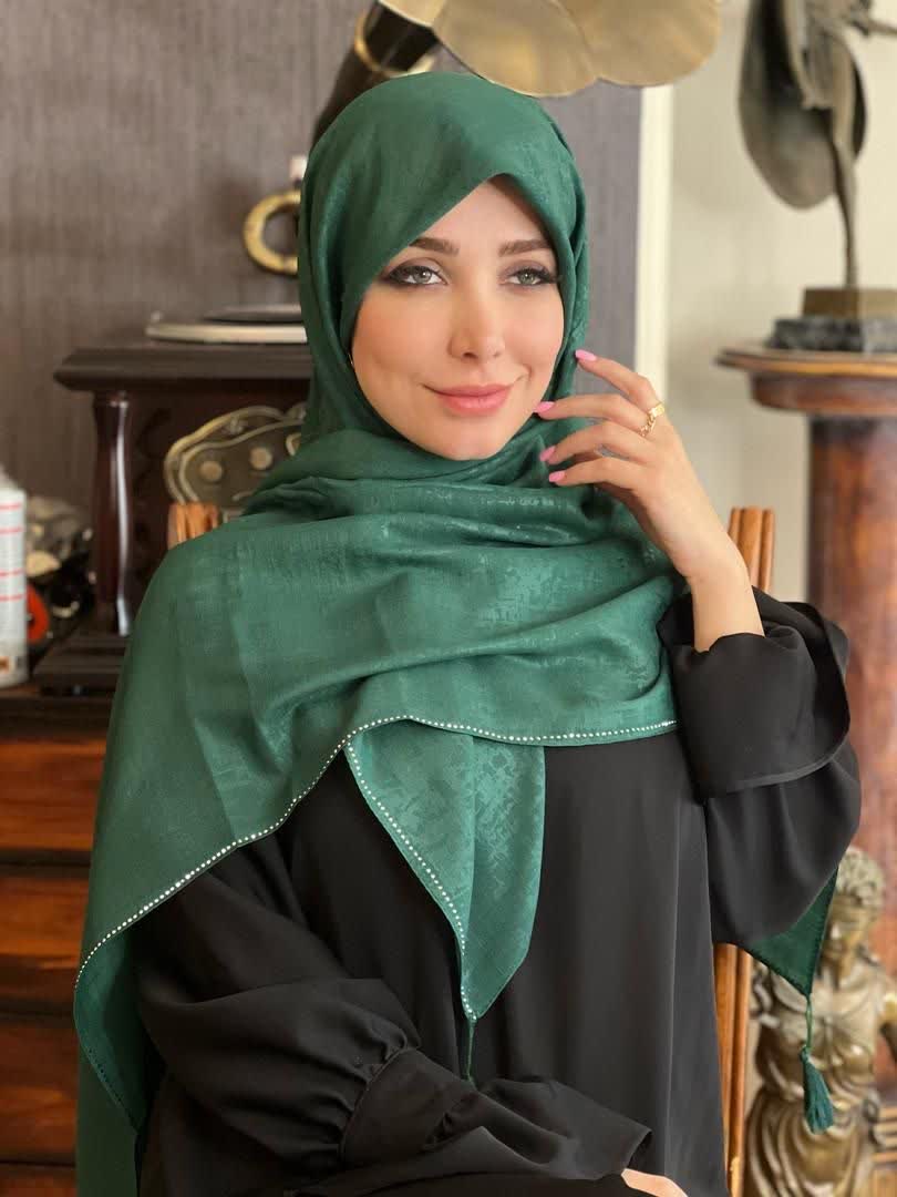 روسری زنانه نخی وال اسلپ پتینه نگین دار قواره ۱۴۰