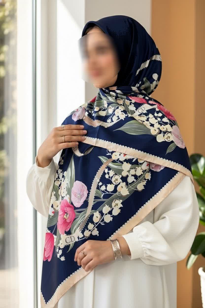 روسری زنانه ابریشم توییل میس رز قواره ۱۴۰