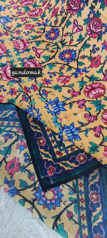 روسری زنانه کرپنخ میس رز قواره ۱۴۰